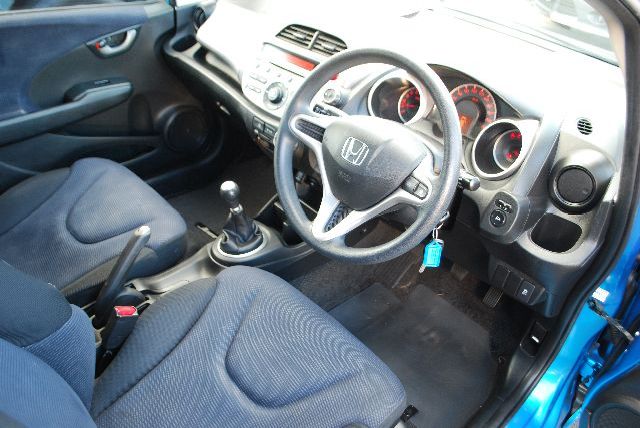 HONDA JAZZ VTI 2012