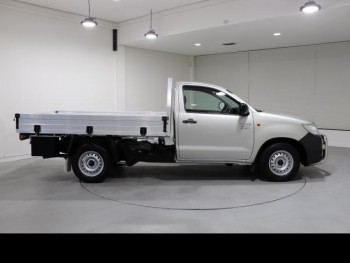  Toyota Hilux WORKMATE 2013