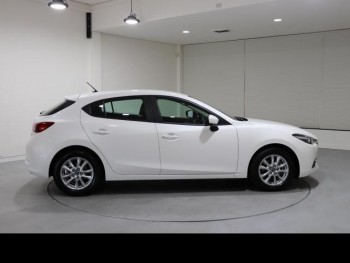  Mazda Mazda3 2017