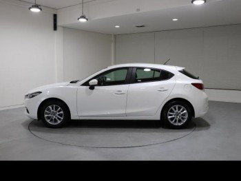  Mazda Mazda3 2017