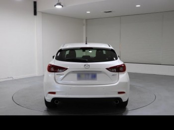  Mazda Mazda3 2017