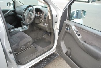 NISSAN PATHFINDER STL D40 2006