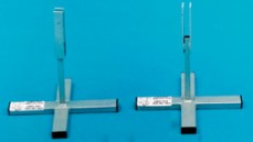 BAT TENNIS STANDS (PAIR)