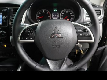 MITSUBISHI TRITON GLS (4X4) 2016