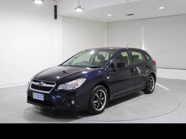 SUBARU IMPREZA 2.0I-L 2015