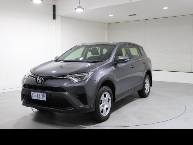 TOYOTA RAV4 GX 2017