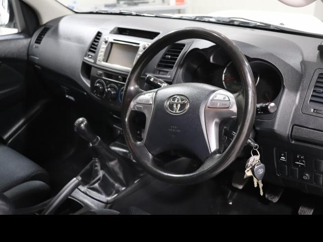 TOYOTA HILUX 4X4 SR 3.0LT 2014