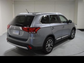  Mitsubishi Outlander 2017