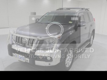 TOYOTA LANDCRUISER PRADO 2013