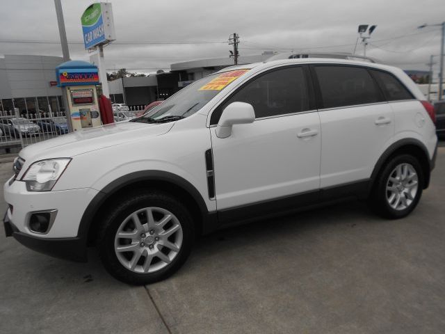 HOLDEN CAPTIVA  2013