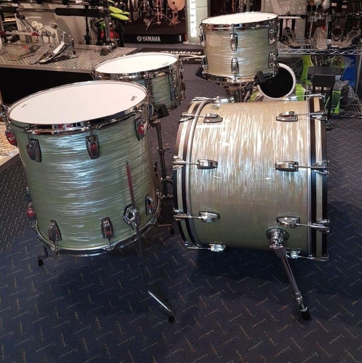 Ludwig Classic Maple 4-Piece Drum ======