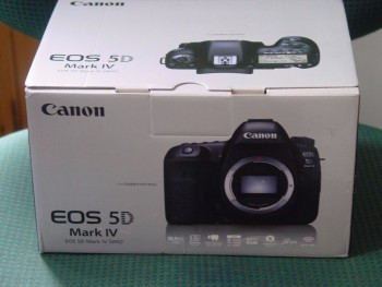  SELLING : Canon EOS 5D Mark IV,Canon EO