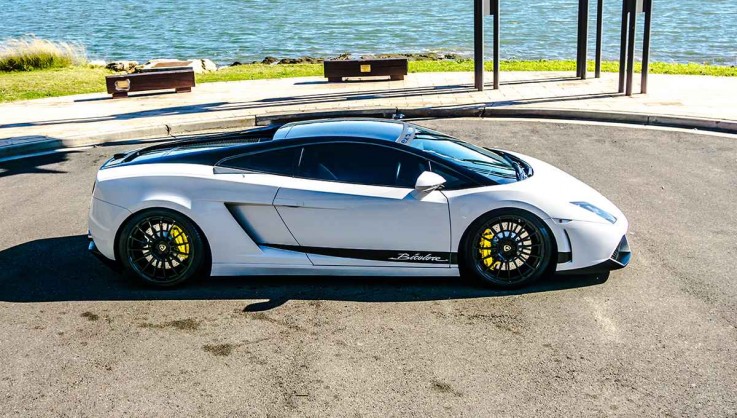 Lamborghini car hire sydney