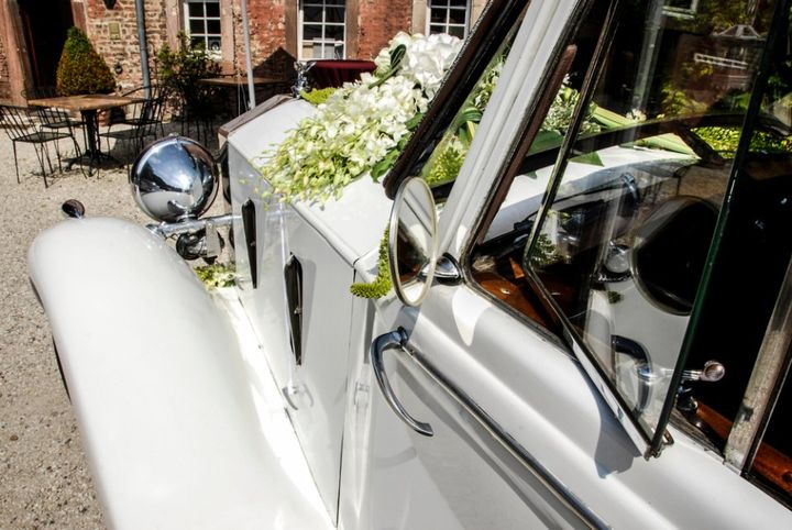 Northern Beaches Wedding Cars - Formal & Classic Car Hire