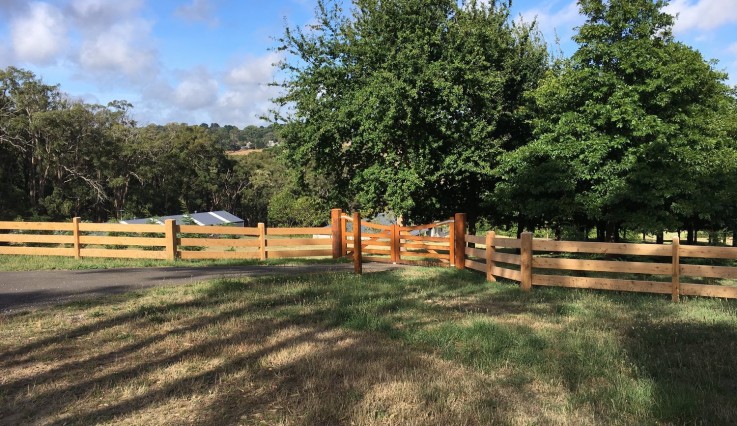 Peninsula Timber Gates