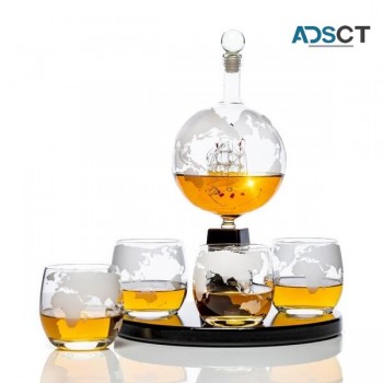 Buy Don Vassie Etched Globe Whisky Decan