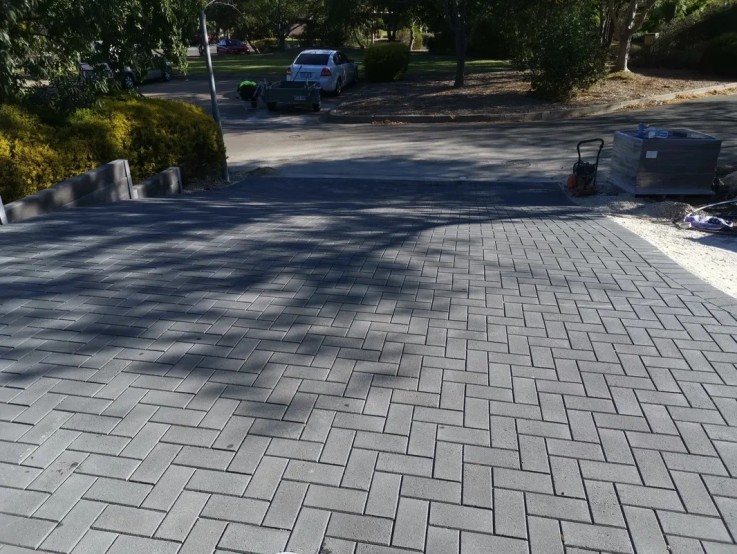 Designer Paving and Landscaping