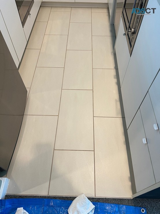 Tile Cleaning & Regrouting - Melbourne