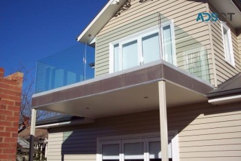 Elevate Your Balcony with Clearly Frameless Glass Solutions