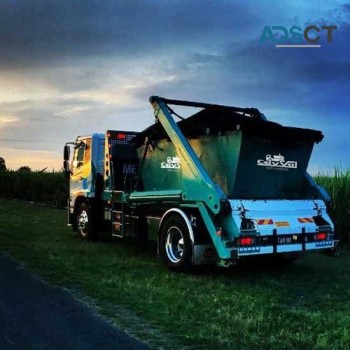 Waste Management Revolutionized: Cayvol Skip Loaders