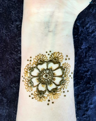 Henna Temporary tattoo Mehndi