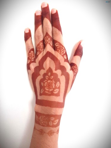 Henna Temporary tattoo Mehndi