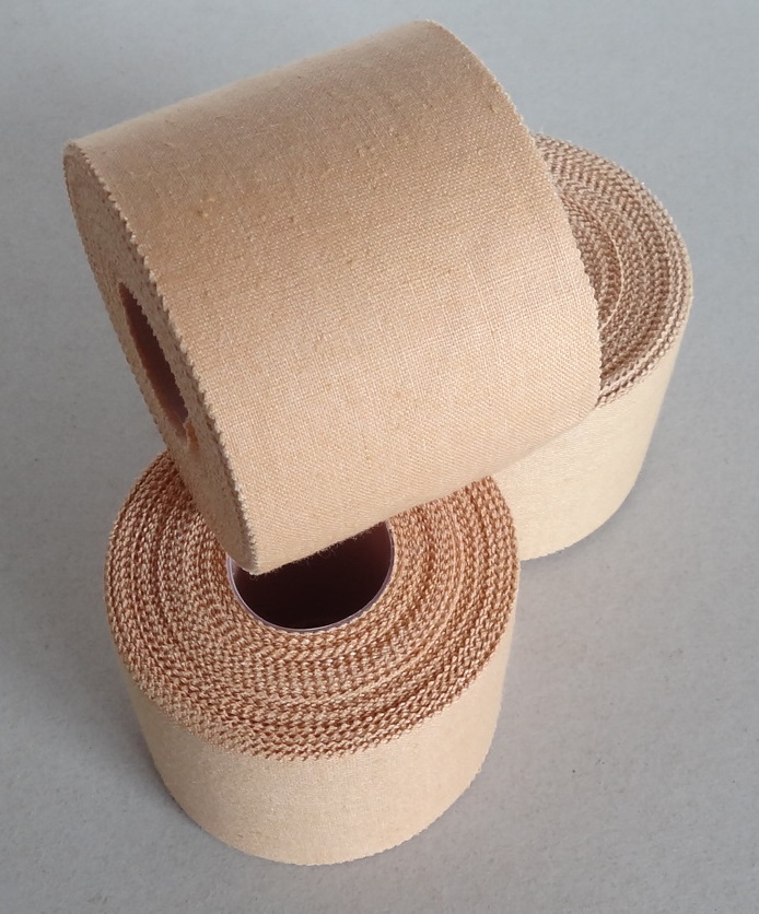 Premium Rigid Sports Strapping Tape - 3 Rolls of 38mm X 13.7M  Z2553