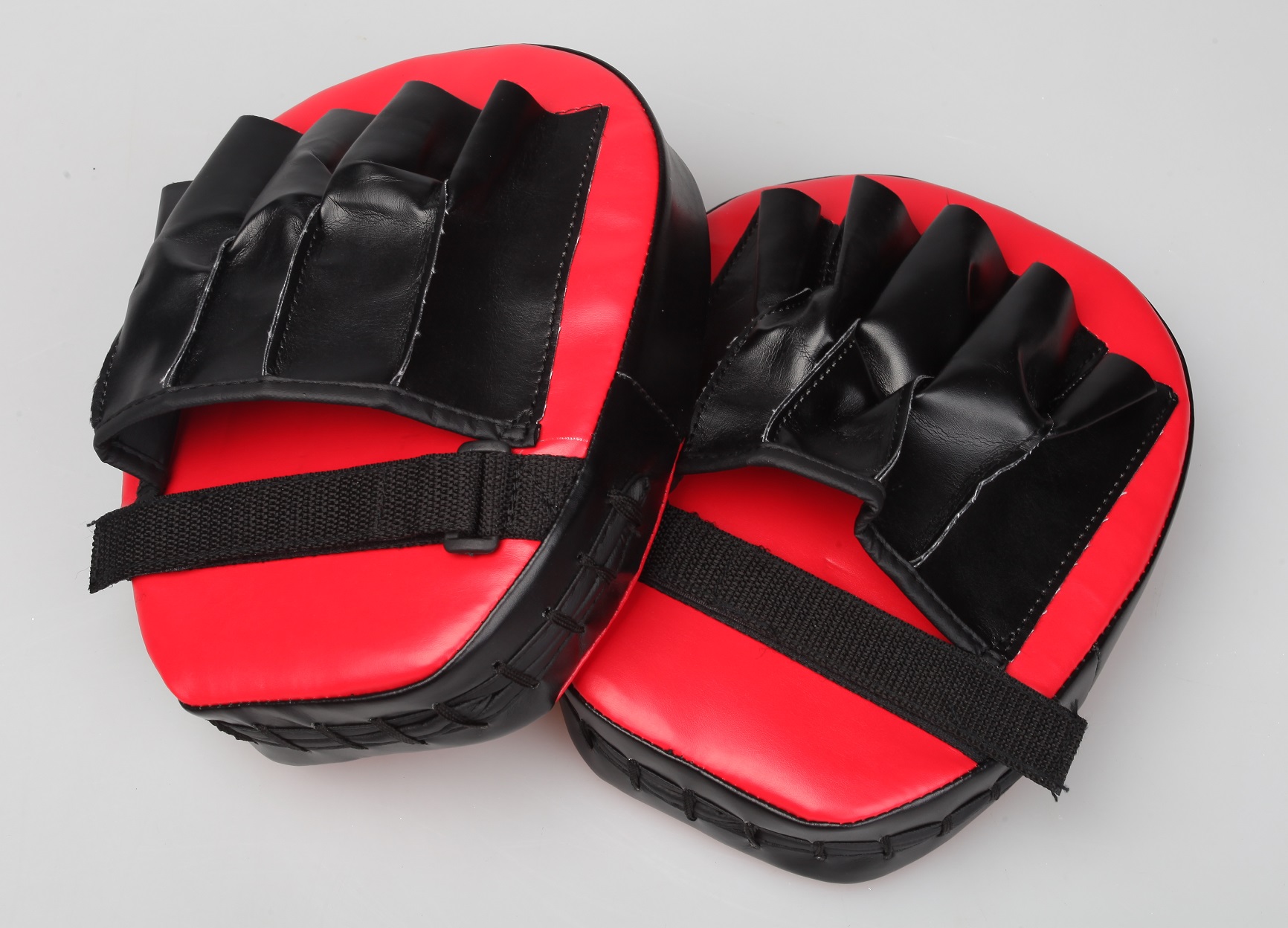 2 x Thai Boxing Punch Focus Gloves Kit Pad Mitt Karate Muay Training Red & Black  Z2560