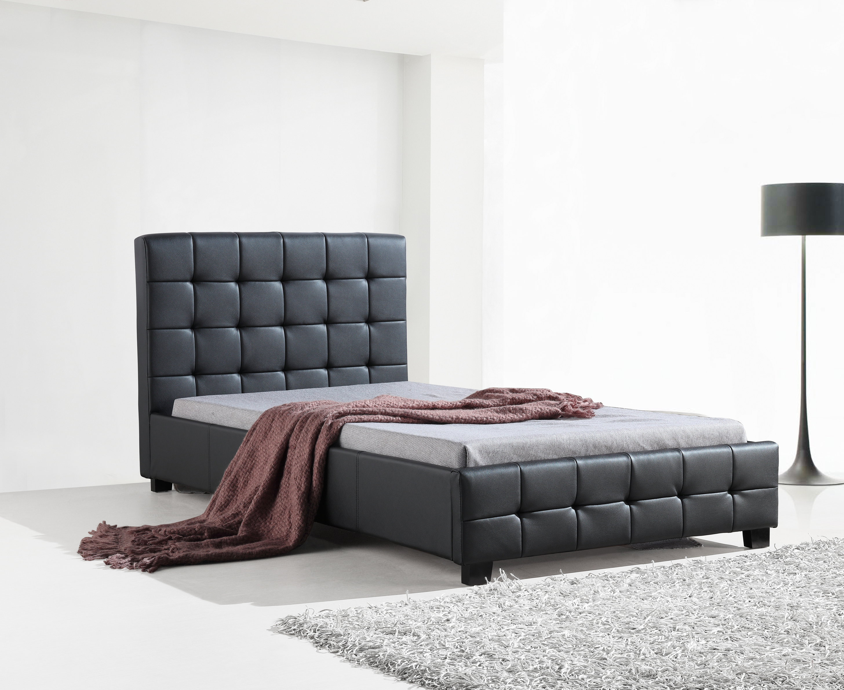 King Single PU Leather Deluxe Bed Frame Black  Z2805