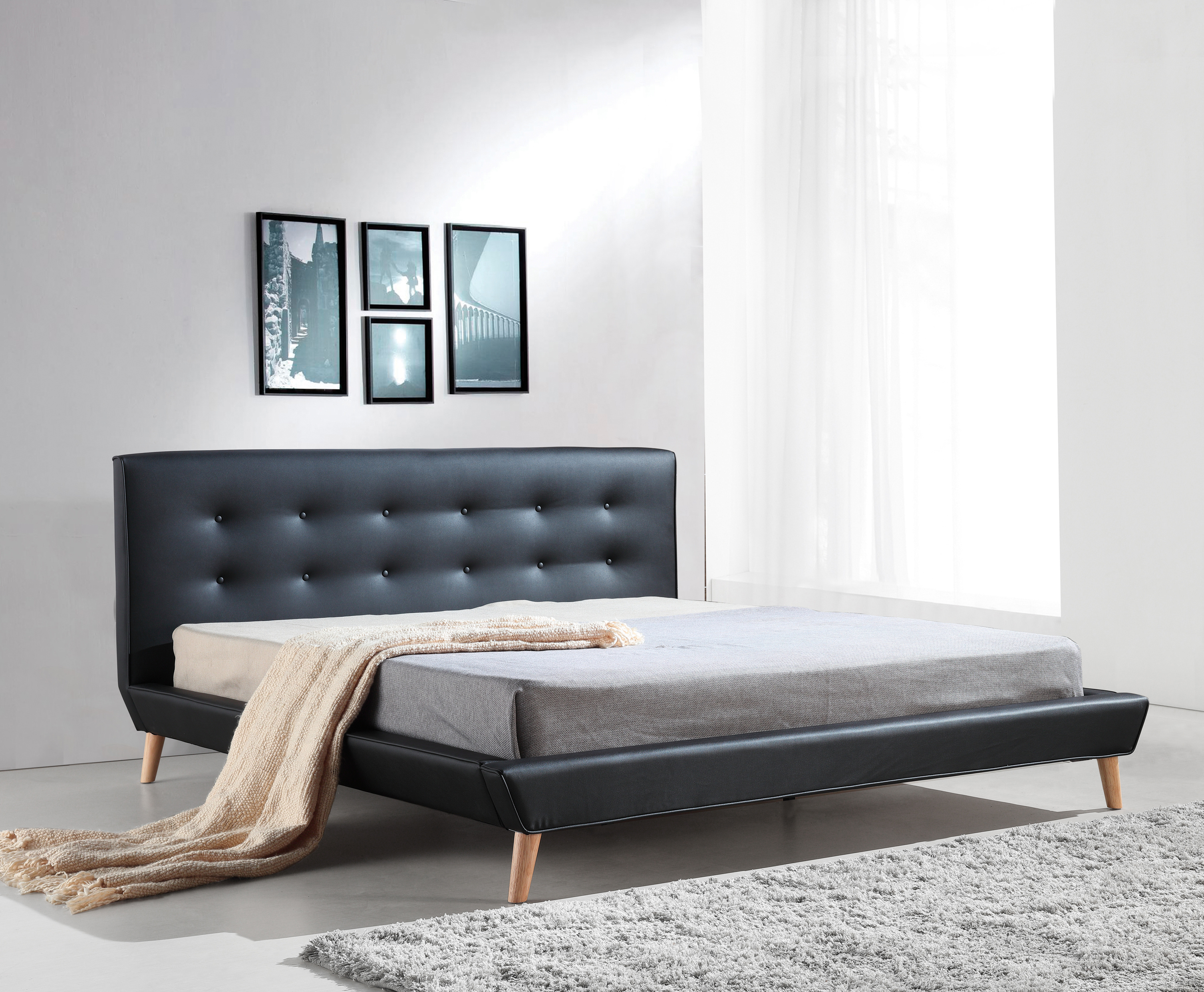 King PU Leather Deluxe Bed Frame Black  Z2808