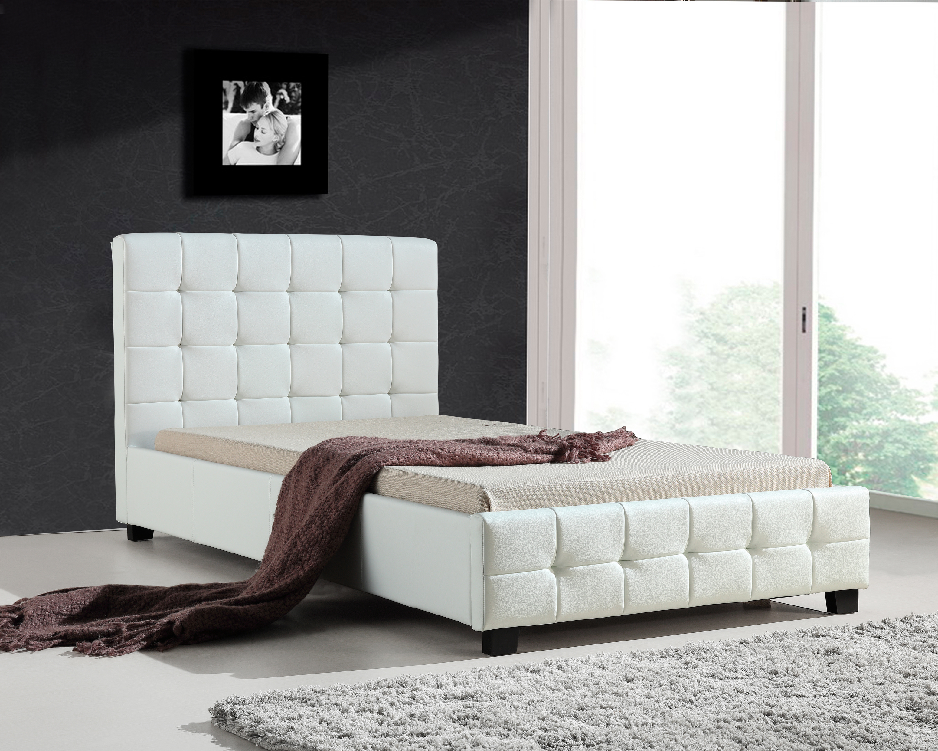 King Single PU Leather Deluxe Bed Frame White  Z2819