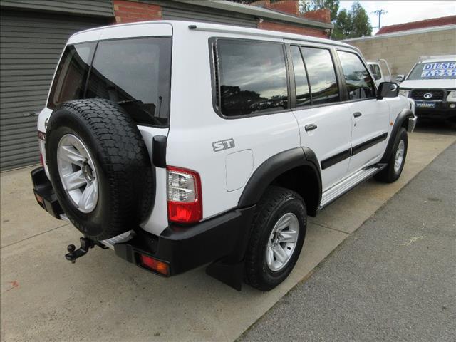 Used 2004 NISSAN PATROL ST (4x4) GU IV 4