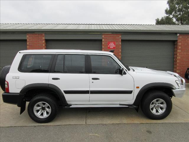 Used 2004 NISSAN PATROL ST (4x4) GU IV 4