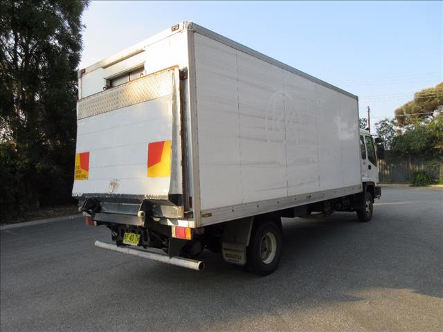 Used ISUZU FRR 550 TURBO DIESEL REFRIDGE