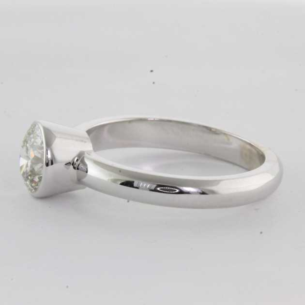 14K White Gold Bezel Setting Solitaire E