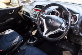 2013 Honda Jazz GE Vibe Hatchback For Sa