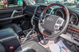 2015 MY13 Toyota Landcruiser VDJ200R Sah