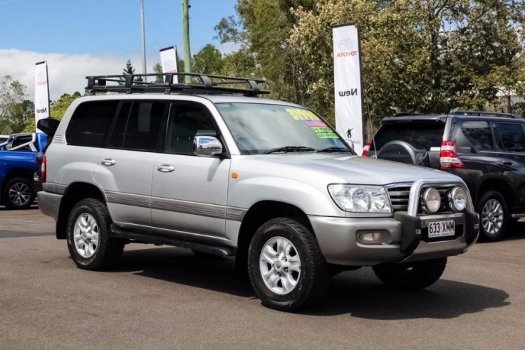 2005 Toyota Landcruiser UZJ100R Sahara W