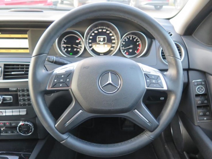 2012 MERCEDES-BENZ C200  BlueEFFICIENCY