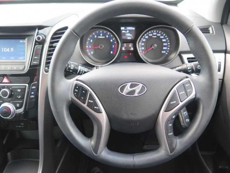 2015 HYUNDAI I30  Active X