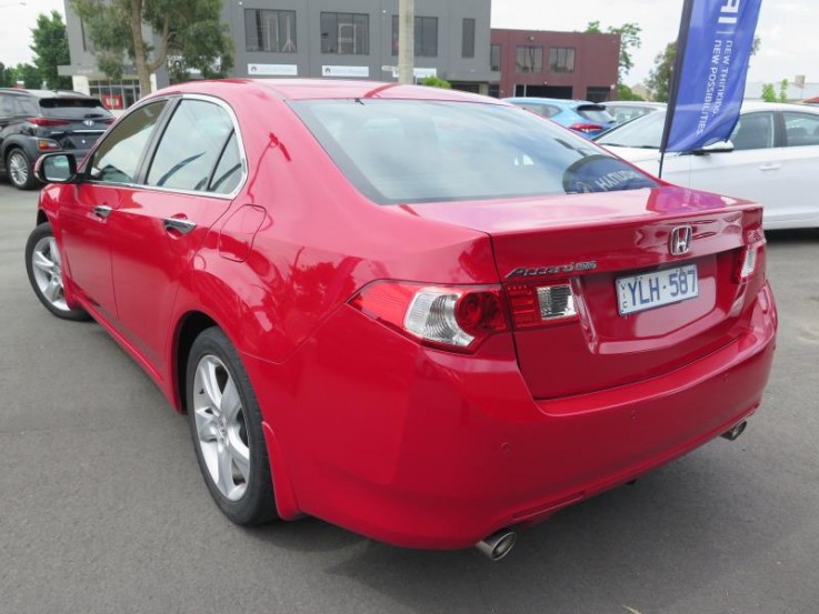 2010 HONDA ACCORD EURO