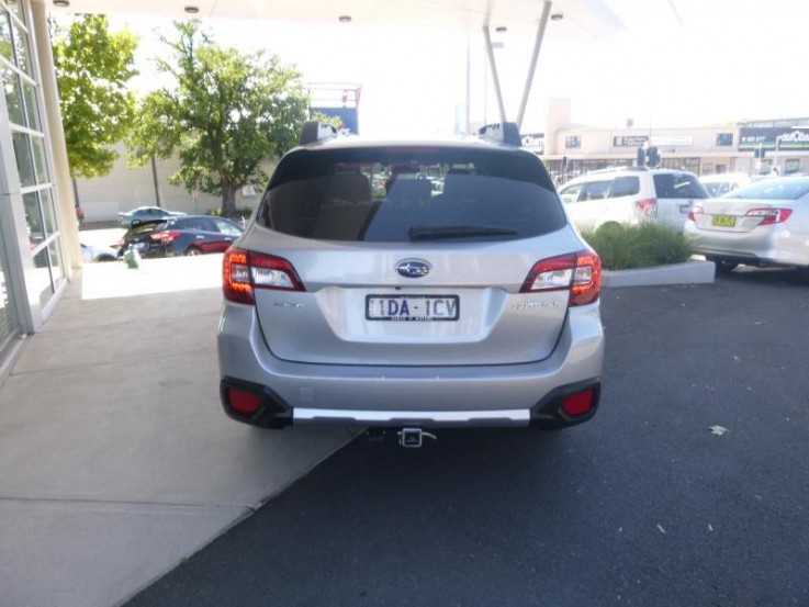 2015 SUBARU OUTBACK  2.5i Premium