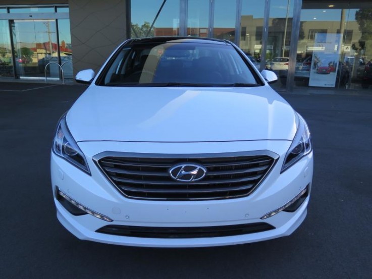 2016 HYUNDAI SONATA  Premium