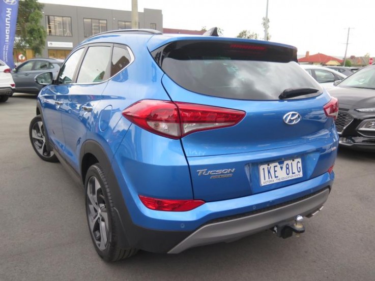 2017 HYUNDAI TUCSON  Highlander