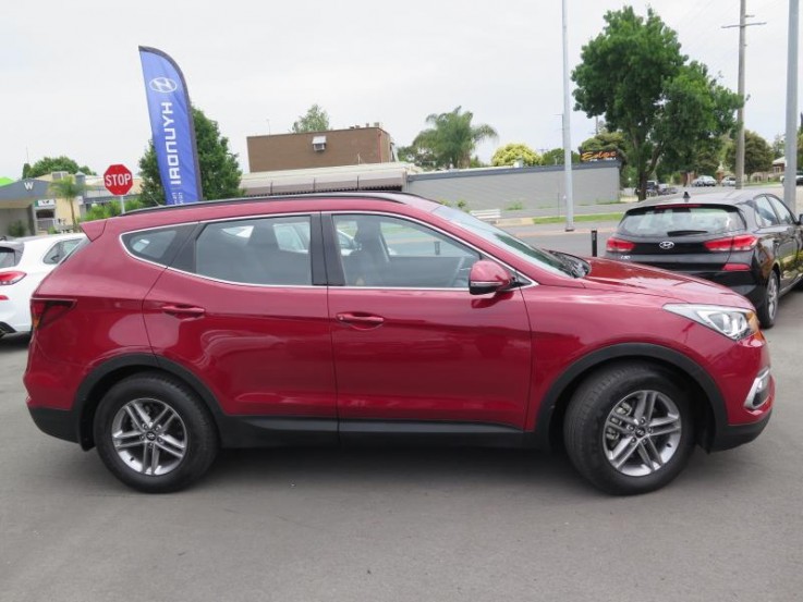 2016 HYUNDAI SANTA FE  Active