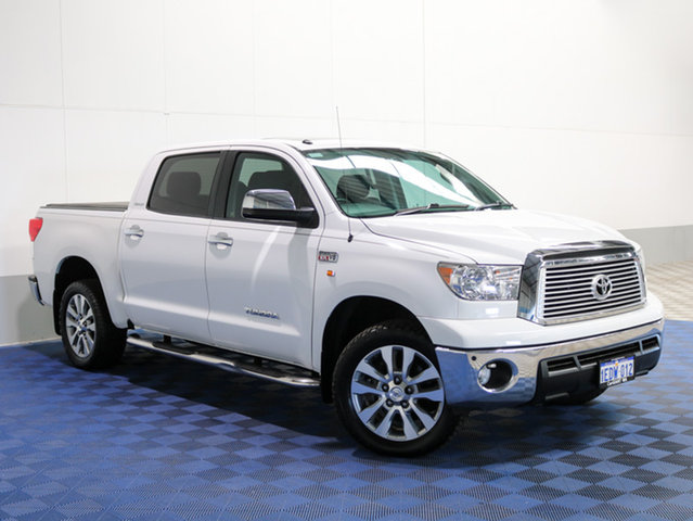 USED TUNDRA SR 5.7L V8 6 SP