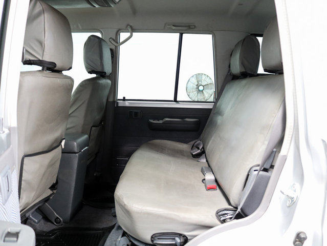 2011 TOYOTA LANDCRUISER VDJ76R 09 UPGRAD