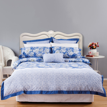 Hyde Park Greta Quilt Cover Set Greta