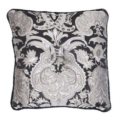 La Scala Button Cushion