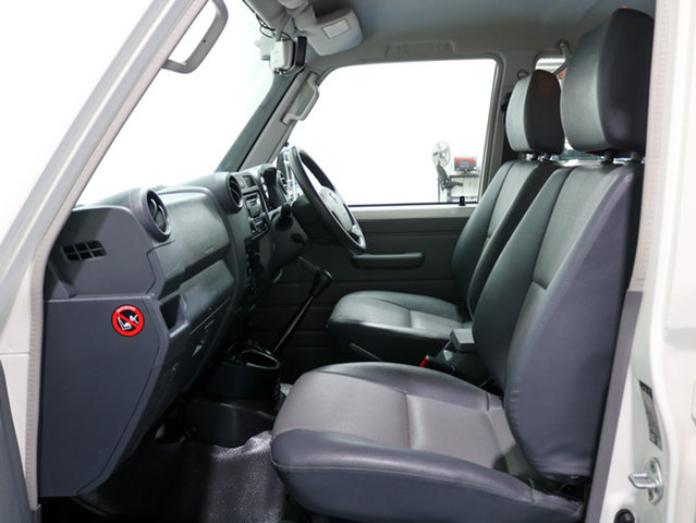 2013 TOYOTA LANDCRUISER VDJ76R MY12 UPDA